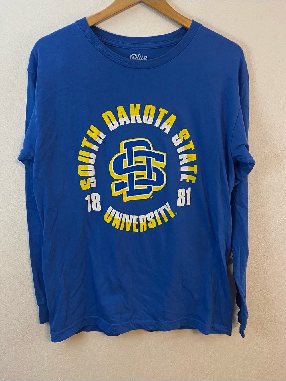 South Dakota State University Blue Long Sleeve Top Women’s Medium